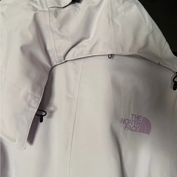 New Never worn The North Face Women's Lavender Fog Ski Jacket